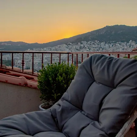 アパート Theothea