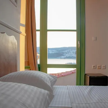 Theothea Apartment