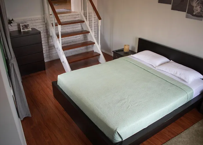 Apartment Theothea *